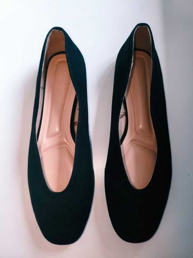 Primark black ballet flats - size 4