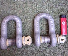 Shackle