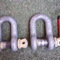 Shackle