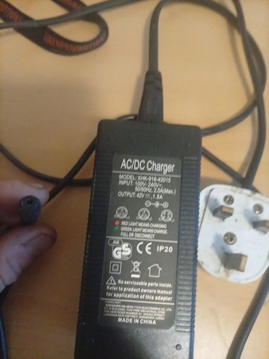 acdc adapter