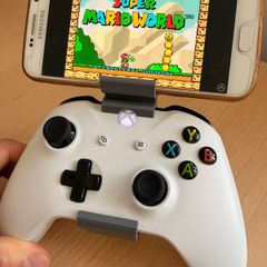 Mobile phone holder for Xbox Controller