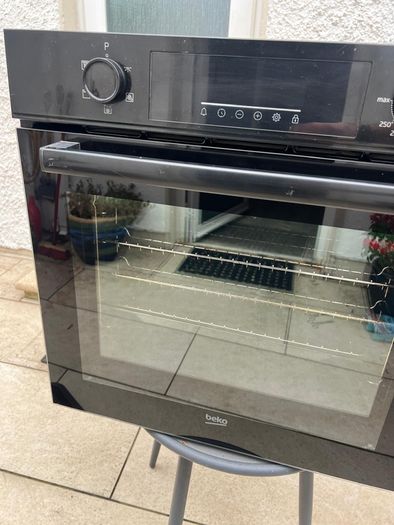 Beko oven