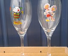 Pair of Lasse Aberg  wine glasses