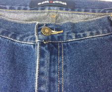 Ladies blue denim plus size jeans size 28L Includes Postage