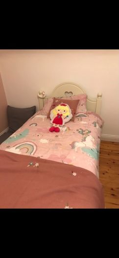 single bed