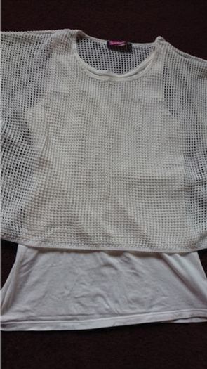 White Hollow Top Size 10
