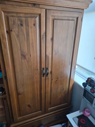 wardrobe & drawer set