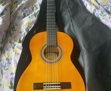 valencia acoustic 3/4 guitar