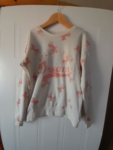 3 girls jumpers