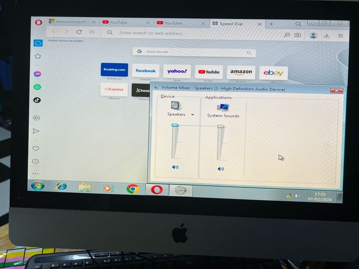 iMac 21.5" 2009 Model 4GB Ram & 500gb HDD ( pls Read Discerption first)