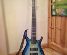 Sire M7 5 string bass