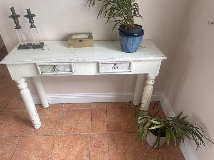 Console table