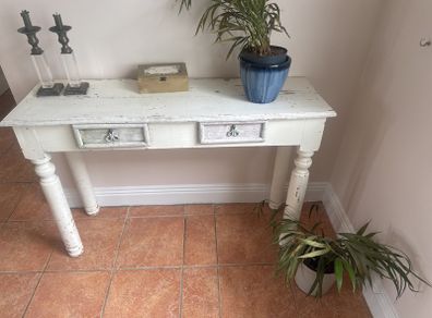 Console table