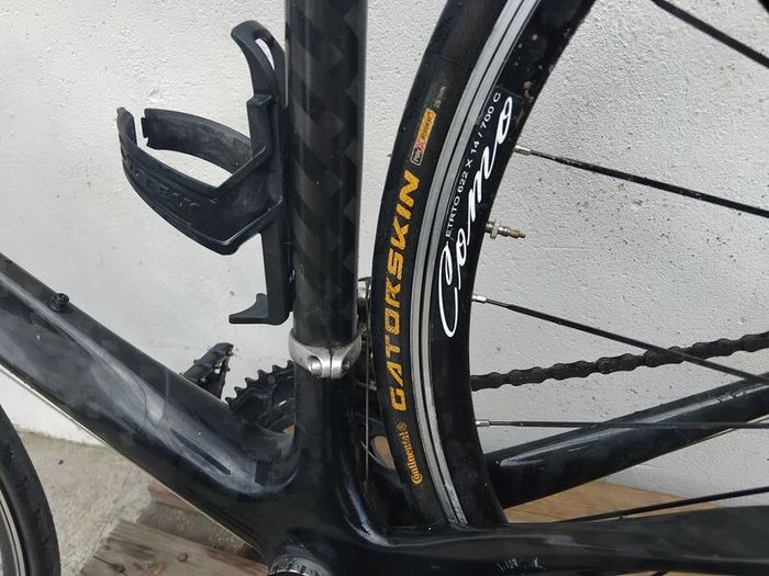 pro lite carbon fibre bike hand build