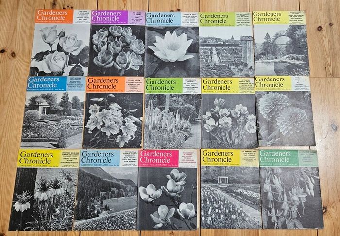 Vintage Gardeners Chronicle Magazine x 42 (1960s) - Vintage Gardening Magazines