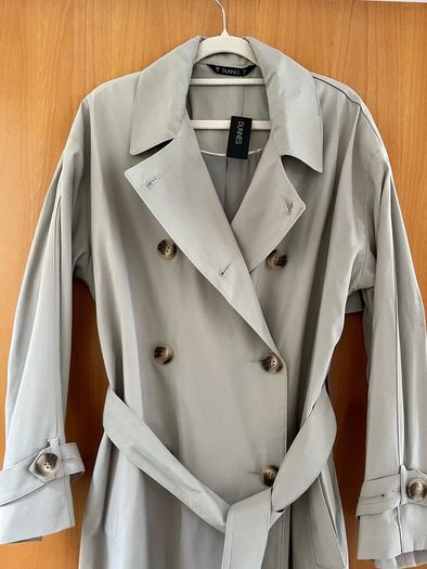 Trench Coat- Light Beige/Green