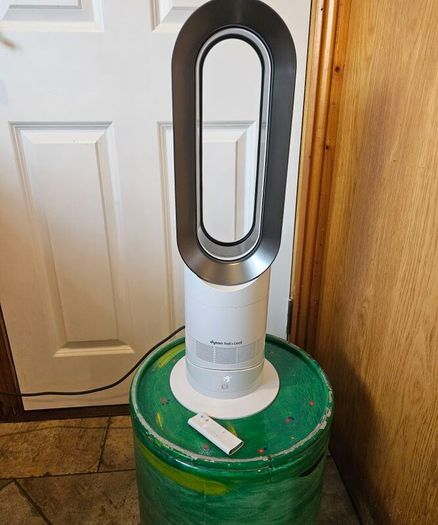 Dyson  hot and cold AM09 jet