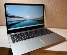 Dell Inspiron 15 (5593) Laptop - Core i5 (10th Gen) / 12GB RAM / 250GB SSD - Fully Serviced!