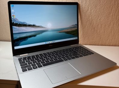 Dell Inspiron 15 (5593) Laptop - Core i5 (10th Gen) / 12GB RAM / 250GB SSD - Fully Serviced!