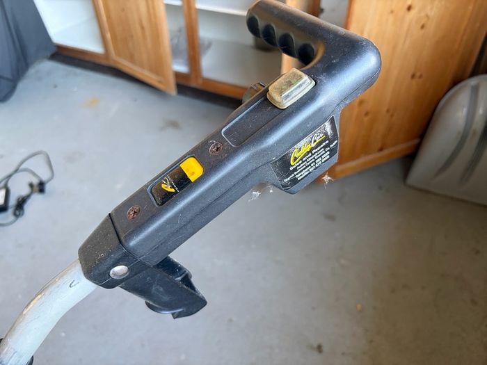Powakaddy golf trolley