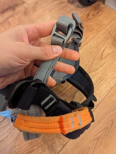 Rock Climbing / Mountaineering Safety Harness