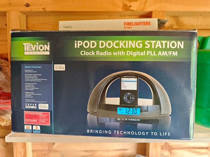 Tevion iPod docking station