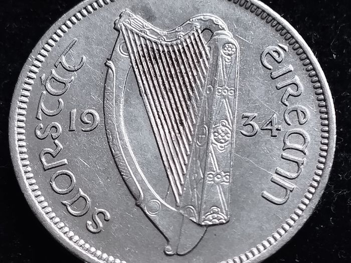 Ireland - 1934 - 6 Pence - Wolfhound - GEF - KM.5 - [2791]