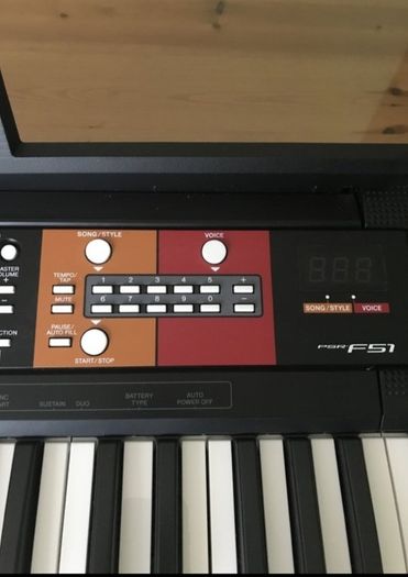 Yamaha Keyboard