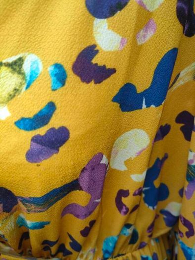 Boohoo Plus size mustard yellow midi with purple and blue print uk 18