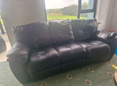 Black Leather 3-Seater Recliner Sofa & 2 Recliner Chairs