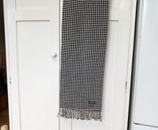 T.M. Lewin Black/Cream 100% Fine Merino Wool Scarf Houndstooth