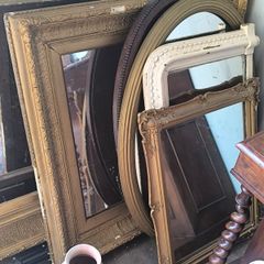 Antique and vintage mirrors