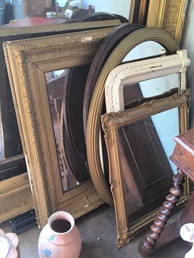 Antique and vintage mirrors