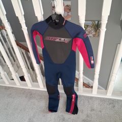 kids wetsuit