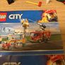 Lego City Burger Hut Fire 60214 Image 4