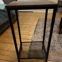 Reduced price plant stand