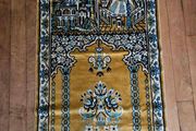 Vintage prayer rug