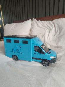 Bruder horse box