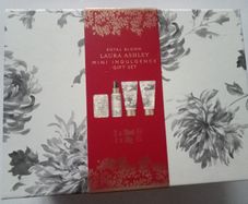 Laura Ashley Royal Bloom Set