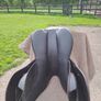 17.5" John Whitaker close contact jump saddle Image 10