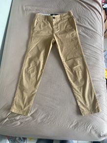 Hollister Chinos
