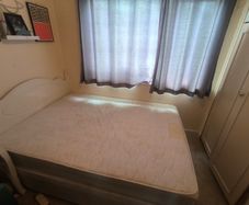 Free queen size bed