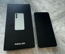 Samsung Galaxy S24 UNLOCKED