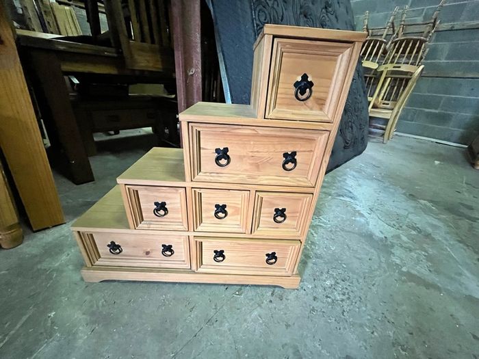 Step Storage unit