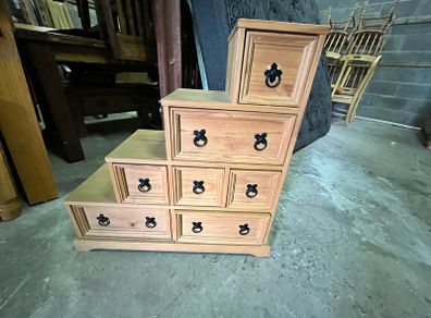 Step Storage unit