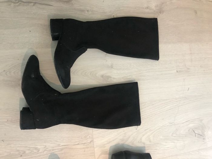 Free Clothes - Shoes And Extras