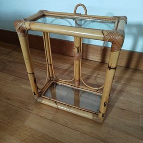 Vintage Italian bamboo and rattan coffee  table magazine rack, from the 1970s