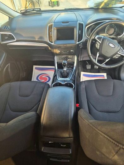 162 Ford Smax 2.0 150bhp