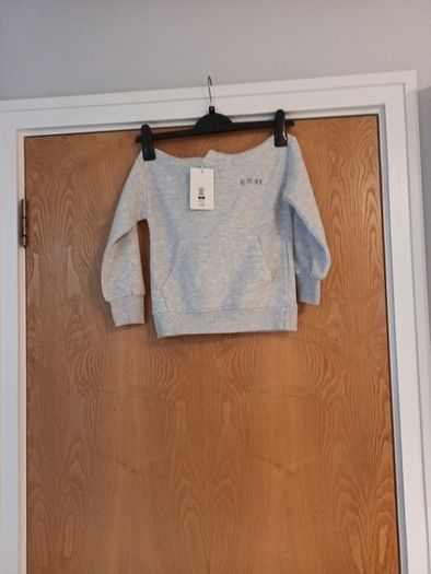 Leigh Tucker Grey Adam Hoodie.  Age 5-6 years.   B.N.W.T.
