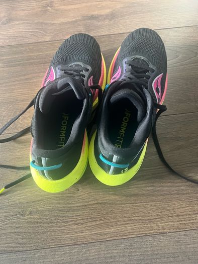 Special edition sweaty Betty x saucony triumph runners 4.5UK